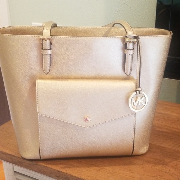 Michael Kors Handbags - Michael Kors handbag